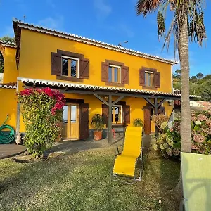 Casa Dos Falcoes De Construcao Tradicional Ferienhaus